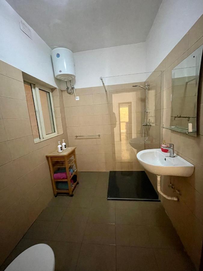 Camag Apartment - Very Close To Airport Birzebbuga Exterior photo